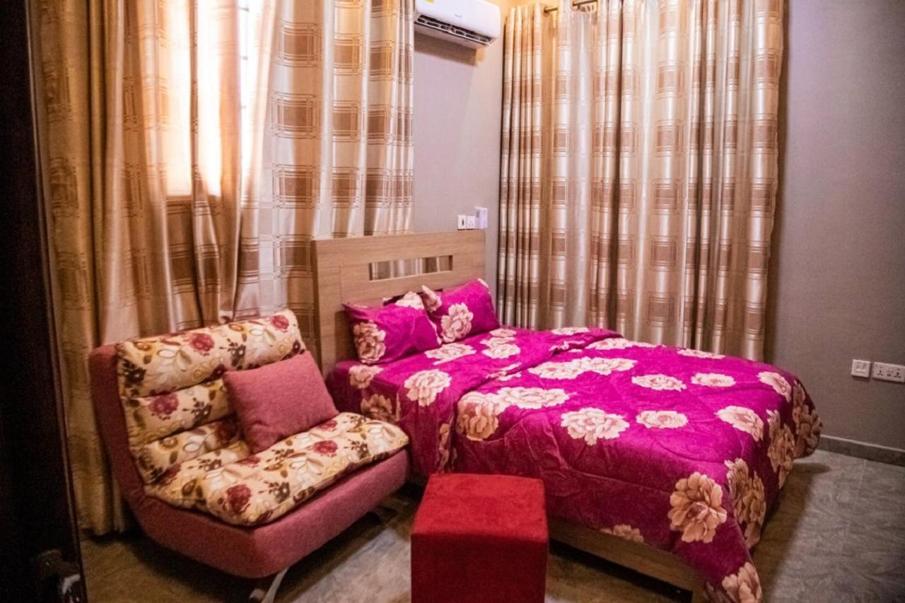 Bays Boutique Apartment Accra Exterior photo