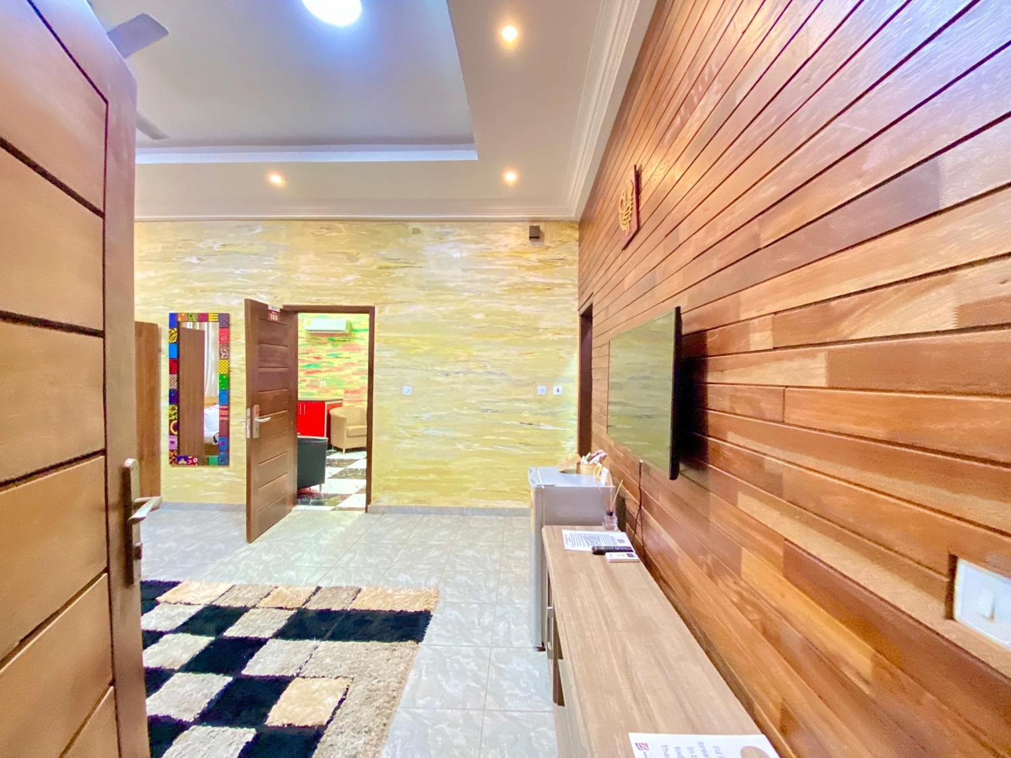 Bays Boutique Apartment Accra Exterior photo