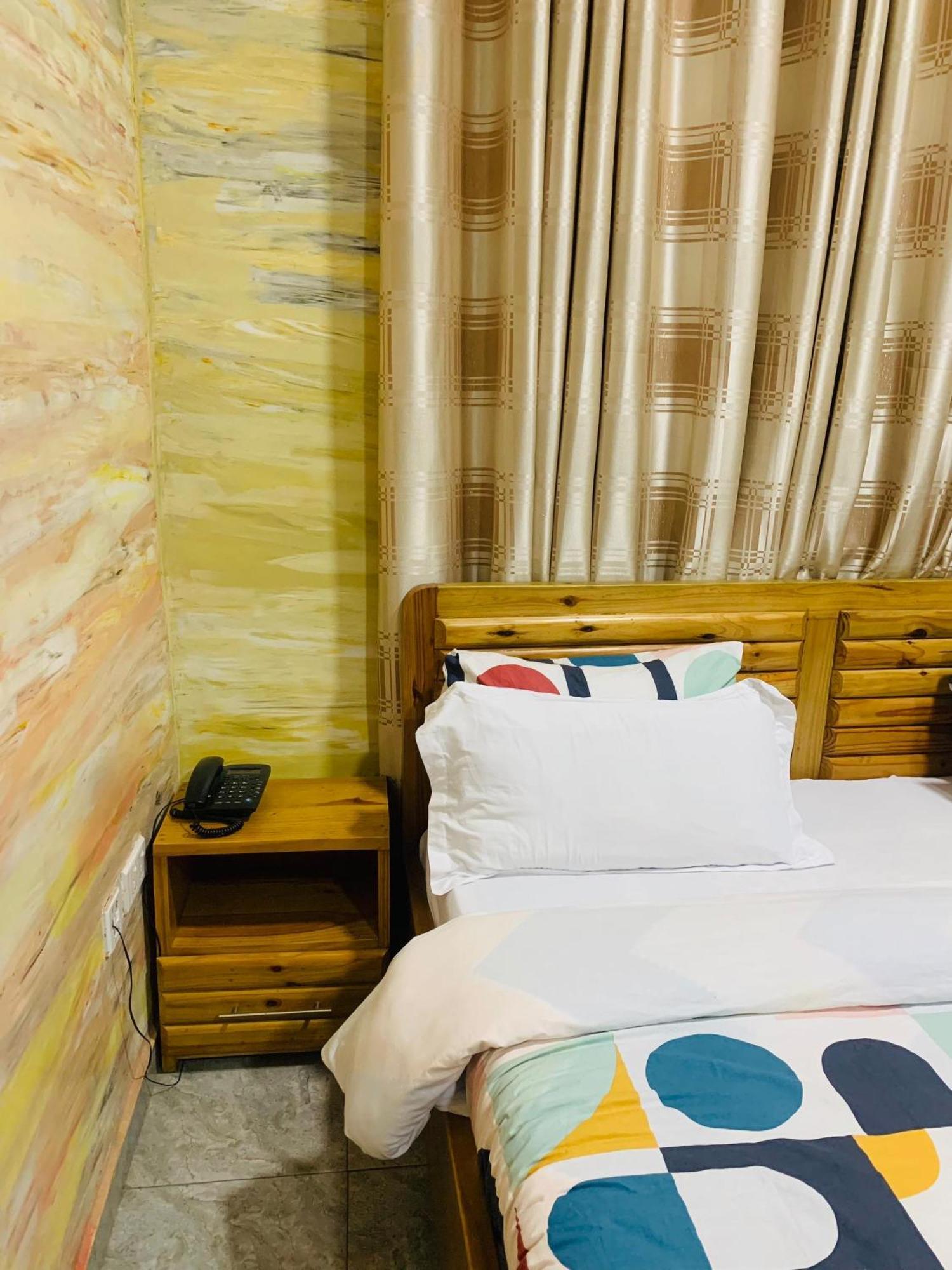 Bays Boutique Apartment Accra Exterior photo
