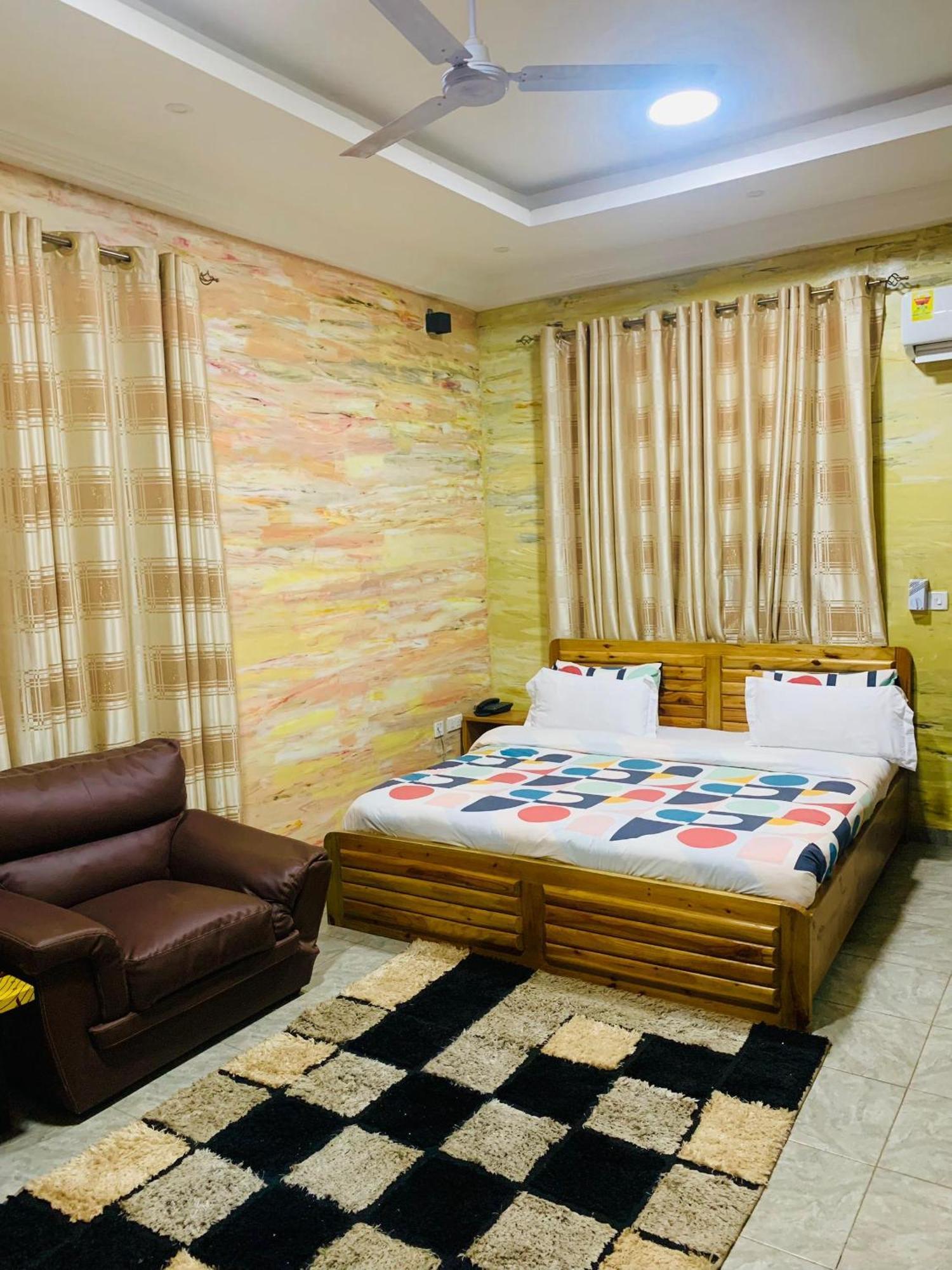 Bays Boutique Apartment Accra Exterior photo